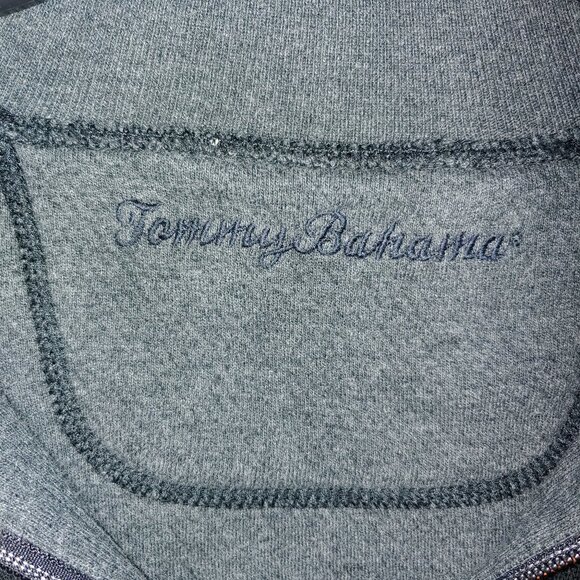Tommy Bahama Mock Neck 1/4 zip Raglan Sleeves Sweatshirt Size L/XL Black/Grey - Picture 2 of 6